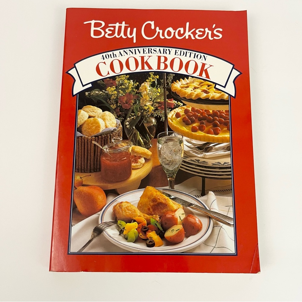 Vintage Betty Crocker’s 40th Anniversary Edition 1991 Cookbook Paperback